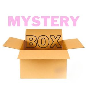 Mystery box kids clothing 5 items